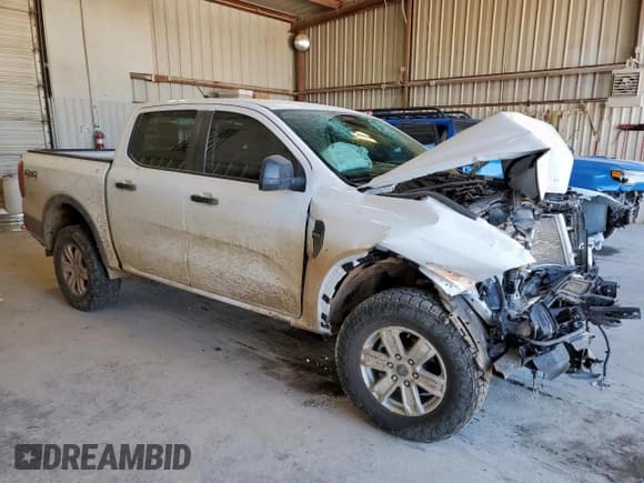 ✅ 2025 Ford Ranger XL • VIN: 1FTER4PH5SLE30123 • Lot: 90759745. Listed on Copart with 9,451 mi. Free auction sales archive from the USA and detailed vehicle history report at DreamBid. Image 4.