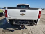 ✅ 2007 Chevrolet Silverado 2500HD 2LT • VIN: 1GCHK23K17F517840 • Лот: 45518815. Опубликован ранее на Copart с пробегом 154 011 миль. Бесплатный доступ к архиву аукционных продаж из США и подробный отчёт об истории автомобиля на DreamBid. Изображение 6.