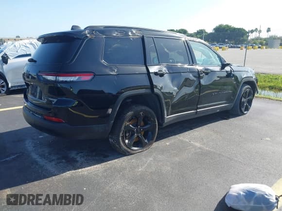 ✅ 2024 Jeep Grand Cherokee Limited • VIN: 1C4RJKBG1R8525142 • Лот: 43031930. Опубликован ранее на IAAI с пробегом 35 026 миль. Бесплатный доступ к архиву аукционных продаж из США и подробный отчёт об истории автомобиля на DreamBid. Изображение 4.