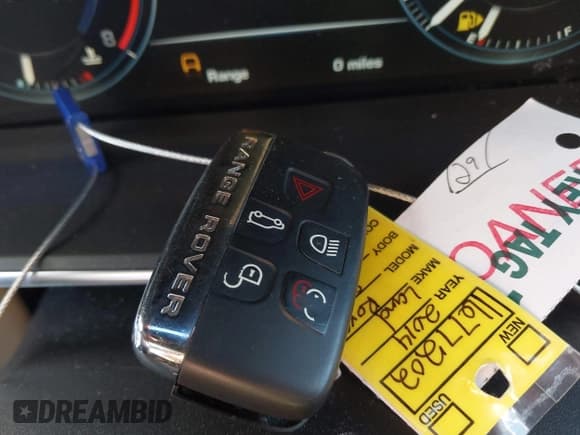 ✅ 2014 Land Rover Range Rover HSE • VIN: SALGS2WF1EA184830 • Lot: 41285704. Listed on IAAI with 130,092 mi. Free auction sales archive from the USA and detailed vehicle history report at DreamBid. Image 11.