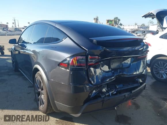 ✅ 2024 Tesla Model X • VIN: 7SAXCDE55RF458622 • Лот: 43642274. Опубликован ранее на IAAI с пробегом 21 960 миль. Бесплатный доступ к архиву аукционных продаж из США и подробный отчёт об истории автомобиля на DreamBid. Изображение 3.