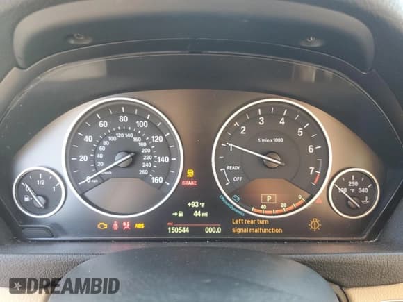 ✅ 2015 BMW 3 Series 328i • VIN: WBA3A5G54FNS91412 • Лот: 62335805. Опубликован ранее на Copart с пробегом 150 544 миль. Бесплатный доступ к архиву аукционных продаж из США и подробный отчёт об истории автомобиля на DreamBid. Изображение 9.