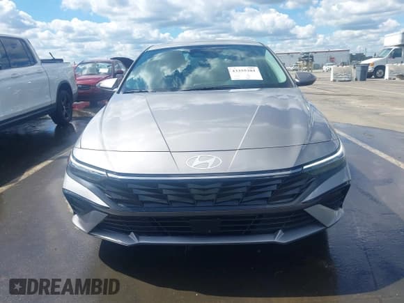 ✅ 2025 Hyundai Elantra SEL Convenience • VIN: KMHLS4DG3SU935865 • Лот: 43255381. Опубликован ранее на IAAI с пробегом 5 020 миль. Бесплатный доступ к архиву аукционных продаж из США и подробный отчёт об истории автомобиля на DreamBid. Изображение 12.