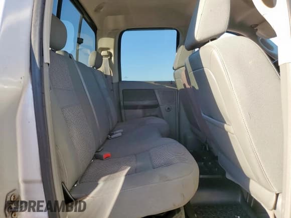 ✅ 2007 Dodge 1500 SLT • VIN: 1D7HA18237S193101 • Лот: 92019805. Опубликован ранее на Copart с пробегом 131 672 миль. Бесплатный доступ к архиву аукционных продаж из США и подробный отчёт об истории автомобиля на DreamBid. Изображение 11.