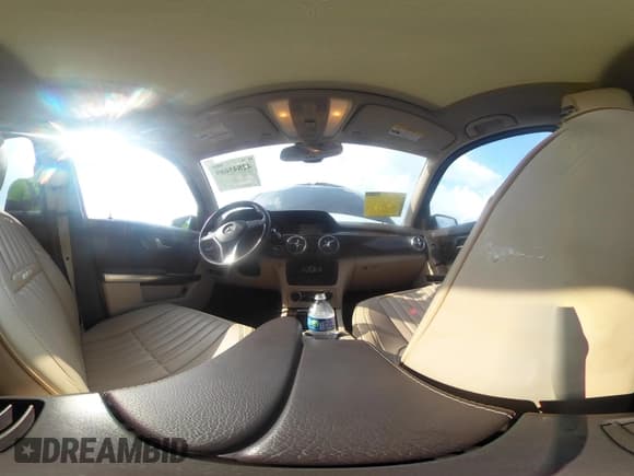 ✅ 2014 Mercedes-Benz GLK 350 • VIN: WDCGG8JB6EG302104 • Lot: 42845689. Listed on IAAI with 91,133 mi. Free auction sales archive from the USA and detailed vehicle history report at DreamBid. Image 18.