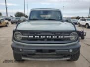 ✅ 2021 Ford Bronco • VIN: 1FMEE5DP1MLA86754 • Lot: 77087124. Wystawiony na Copart z przebiegiem 46 656 mil. Bezpłatny archiwum sprzedaży aukcyjnych z USA i szczegółowy raport historii pojazdu na DreamBid. Zdjęcie 5.