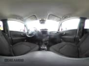 ✅ 2018 Jeep Renegade Latitude • VIN: ZACCJABB6JPH97400 • Lot: 41588794. Wystawiony na IAAI z przebiegiem 63 647 mil. Bezpłatny archiwum sprzedaży aukcyjnych z USA i szczegółowy raport historii pojazdu na DreamBid. Zdjęcie 19.