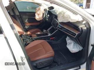 ✅ 2019 Audi A6 Premium • VIN: WAUK2AF22KN035563 • Лот: 43368035. Опубликован ранее на IAAI с пробегом Не указан. Бесплатный доступ к архиву аукционных продаж из США и подробный отчёт об истории автомобиля на DreamBid. Изображение 5.