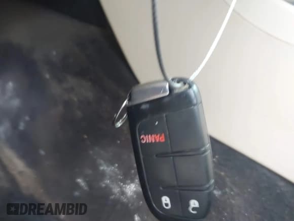 ✅ 2018 Dodge Durango SXT • VIN: 1C4RDHAG5JC100570 • Lot: 42209415. Listed on IAAI with 169,478 mi. Free auction sales archive from the USA and detailed vehicle history report at DreamBid. Image 11.