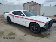 ✅ 2020 Dodge Challenger R/T 50th Anniversary • VIN: 2C3CDZBT1LH210608 • Lot: 64180975. Wystawiony na Copart z przebiegiem 28 120 mil. Bezpłatny archiwum sprzedaży aukcyjnych z USA i szczegółowy raport historii pojazdu na DreamBid. Zdjęcie 4.