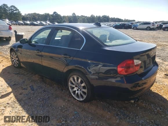 ✅ 2006 BMW 3 Series 330i • VIN: WBAVB33516KS32206 • Lot: 89664025. Listed on Copart with 192,344 mi. Free auction sales archive from the USA and detailed vehicle history report at DreamBid. Image 2.