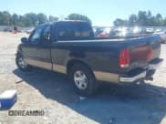 ✅ 1999 Ford F-150 • VIN: 1FTRX17W6XNB42207 • Lot: 43071749. Wystawiony na IAAI z przebiegiem Nie podano. Bezpłatny archiwum sprzedaży aukcyjnych z USA i szczegółowy raport historii pojazdu na DreamBid. Zdjęcie 3.