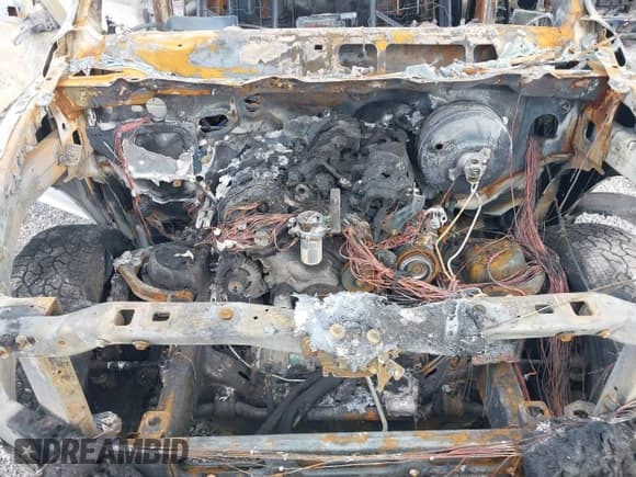 ✅ 2019 Ram 1500 SLT • VIN: 1C6RR7LG1KS677832 • Lot: 43604700. Listed on IAAI with 87,500 mi. Free auction sales archive from the USA and detailed vehicle history report at DreamBid. Image 10.