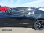 ✅ 2022 Chevrolet Camaro 1LT • VIN: 1G1FB1RX8N0133146 • Lot: 42169340. Listed on IAAI with 40,723 mi. Free auction sales archive from the USA and detailed vehicle history report at DreamBid. Image 14.