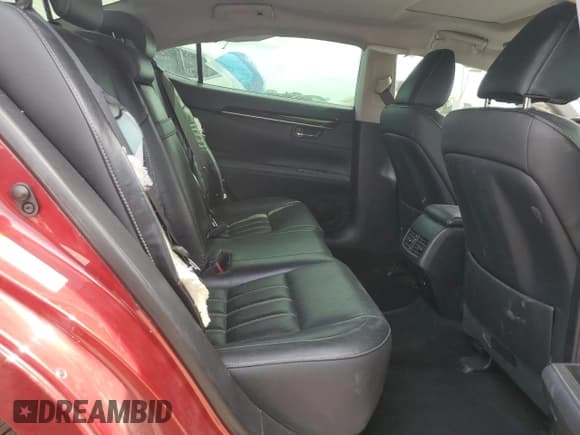 ✅ 2016 Lexus ES 300h • VIN: JTHBW1GG1G2117180 • Lot: 57962425. Listed on Copart with 107,587 mi. Free auction sales archive from the USA and detailed vehicle history report at DreamBid. Image 10.