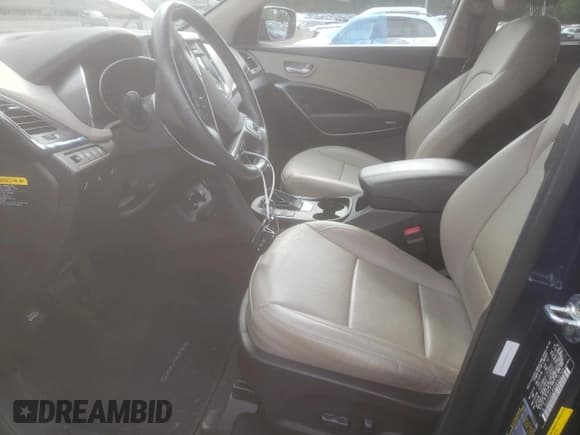 ✅ 2017 Hyundai Santa Fe 2.4L • VIN: 5XYZUDLBXHG420743 • Лот: 62570694. Опубликован ранее на Copart с пробегом 53 405 миль. Бесплатный доступ к архиву аукционных продаж из США и подробный отчёт об истории автомобиля на DreamBid. Изображение 7.