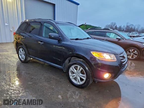 ✅ 2011 Hyundai Santa Fe Limited • VIN: 5XYZKDAG3BG034211 • Lot: 94480555. Listed on Copart with 108,798 mi. Free auction sales archive from the USA and detailed vehicle history report at DreamBid. Image 4.
