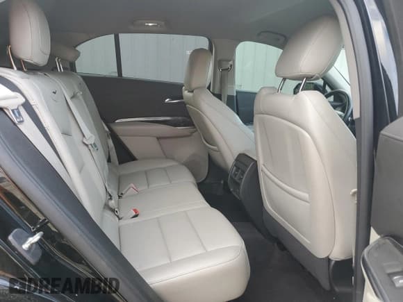 ✅ 2020 Cadillac XT4 FWD Luxury • VIN: 1GYAZAR47LF142704 • Лот: 86730714. Опубликован ранее на Copart с пробегом 122 356 миль. Бесплатный доступ к архиву аукционных продаж из США и подробный отчёт об истории автомобиля на DreamBid. Изображение 10.