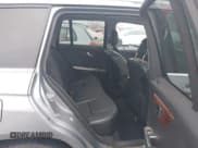 ✅ 2012 Mercedes-Benz GLK 350 • VIN: WDCGG5GB8CF747548 • Лот: 43598993. Опубликован ранее на IAAI с пробегом 121 337 миль. Бесплатный доступ к архиву аукционных продаж из США и подробный отчёт об истории автомобиля на DreamBid. Изображение 8.