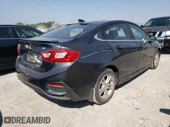 ✅ 2017 Chevrolet Cruze LT • VIN: 1G1BH5SE9H7243969 • Lot: 60198303. Listed on Copart with 62,475 mi. Free auction sales archive from the USA and detailed vehicle history report at DreamBid. Image 3.