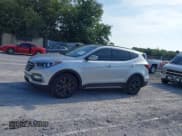 ✅ 2017 Hyundai Santa Fe Ultimate • VIN: 5XYZW4LA7HG407577 • Lot: 42429017. Listed on IAAI with 149,674 mi. Free auction sales archive from the USA and detailed vehicle history report at DreamBid. Image 14.