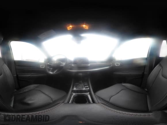 ✅ 2022 Jeep Compass Limited • VIN: 3C4NJDCB4NT177538 • Lot: 40929076. Wystawiony na IAAI z przebiegiem 16 608 mil. Bezpłatny archiwum sprzedaży aukcyjnych z USA i szczegółowy raport historii pojazdu na DreamBid. Zdjęcie 18.