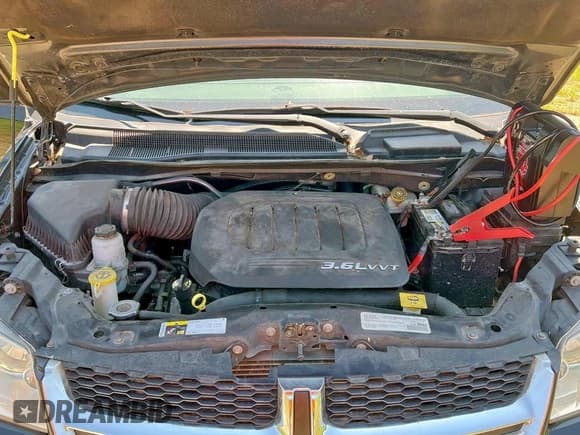 ✅ 2017 Dodge Grand Caravan SXT • VIN: 2C4RDGCG8HR749384 • Lot: 80148245. Wystawiony na Copart z przebiegiem 146 627 mil. Bezpłatny archiwum sprzedaży aukcyjnych z USA i szczegółowy raport historii pojazdu na DreamBid. Zdjęcie 7.