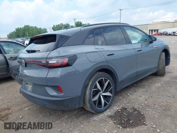 ✅ 2023 Volkswagen ID.4 Pro • VIN: 1V2VMPE85PC036338 • Лот: 42529725. Опубликован ранее на IAAI с пробегом 23 393 миль. Бесплатный доступ к архиву аукционных продаж из США и подробный отчёт об истории автомобиля на DreamBid. Изображение 4.