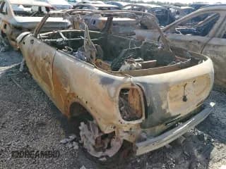 ✅ 2018 MINI Convertible Cooper S • VIN: WMWWG9C54J3D22545 • Lot: 73919684. Listed on Copart with Not provided. Free auction sales archive from the USA and detailed vehicle history report at DreamBid. Image 2.