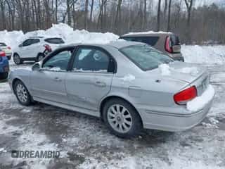 2004 Hyundai Sonata GLS с VIN KMHWF35H54A993497, выставлен на аукционе IAAI как лот 41514677 с пробегом 45 330 миль миль и . История ставок и продаж доступна на DreamBid. Изображение 6.
