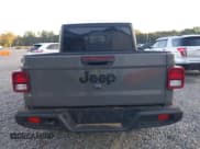 ✅ 2023 Jeep Gladiator Sport S • VIN: 1C6HJTAG0PL534130 • Лот: 42842561. Опубликован ранее на IAAI с пробегом 60 635 миль. Бесплатный доступ к архиву аукционных продаж из США и подробный отчёт об истории автомобиля на DreamBid. Изображение 15.