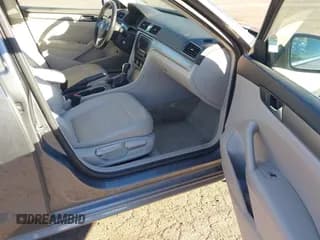 ✅ 2015 Volkswagen Passat SE • VIN: 1VWBV7A36FC078234 • Lot: 43385672. Listed on IAAI with 102,906 mi. Free auction sales archive from the USA and detailed vehicle history report at DreamBid. Image 5.