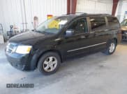 ✅ 2010 Dodge Grand Caravan SXT • VIN: 2D4RN5D13AR406213 • Лот: 43614848. Опубликован ранее на IAAI с пробегом 187 812 миль. Бесплатный доступ к архиву аукционных продаж из США и подробный отчёт об истории автомобиля на DreamBid. Изображение 2.