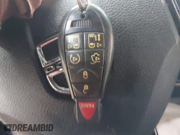 ✅ 2017 Dodge Grand Caravan SXT • VIN: 2C4RDGCG7HR801636 • Лот: 43533136. Опубликован ранее на IAAI с пробегом 116 577 миль. Бесплатный доступ к архиву аукционных продаж из США и подробный отчёт об истории автомобиля на DreamBid. Изображение 11.