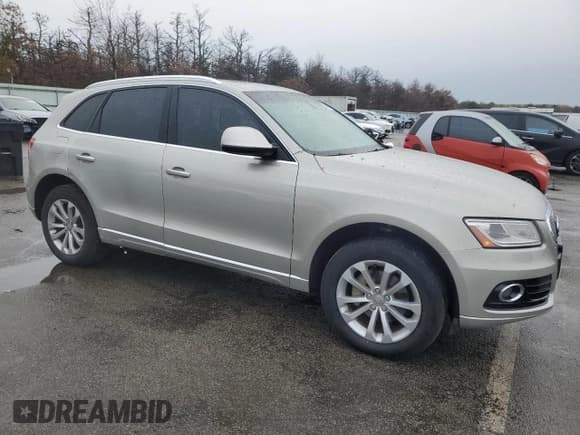 ✅ 2016 Audi Q5 Premium • VIN: WA1C2AFP3GA021862 • Lot: 93559175. Listed on Copart with 135,713 mi. Free auction sales archive from the USA and detailed vehicle history report at DreamBid. Image 4.