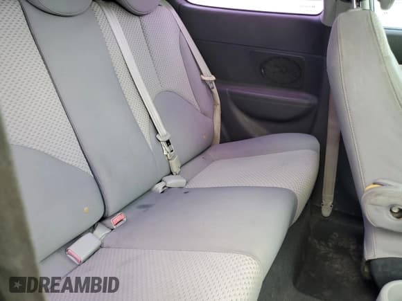 ✅ 2010 Hyundai Accent GS • VIN: KMHCM3AC9AU158631 • Лот: 64315745. Опубликован ранее на Copart с пробегом 104 128 миль. Бесплатный доступ к архиву аукционных продаж из США и подробный отчёт об истории автомобиля на DreamBid. Изображение 10.