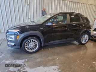 ✅ 2019 Hyundai Kona SEL • VIN: KM8K22AA6KU193137 • Лот: 89934875. Опубликован ранее на Copart с пробегом 49 983 миль. Бесплатный доступ к архиву аукционных продаж из США и подробный отчёт об истории автомобиля на DreamBid. Изображение 1.