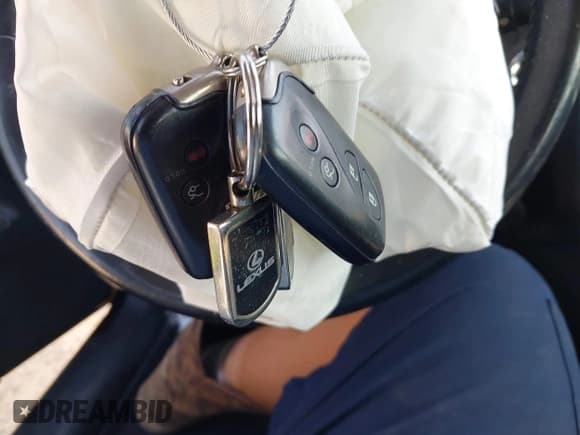 ✅ 2010 Lexus IS 250 • VIN: JTHCF5C28A5037757 • Lot: 42826319. Wystawiony na IAAI z przebiegiem 161 234 mil. Bezpłatny archiwum sprzedaży aukcyjnych z USA i szczegółowy raport historii pojazdu na DreamBid. Zdjęcie 11.