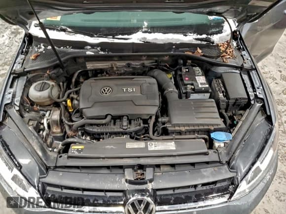 ✅ 2015 Volkswagen Golf TSI S • VIN: 3VW217AU3FM022013 • Lot: 94729755. Listed on Copart with 102,724 mi. Free auction sales archive from the USA and detailed vehicle history report at DreamBid. Image 12.