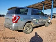 ✅ 2021 Ford Expedition XL • VIN: 1FMJU1GTXMEA26933 • Lot: 95011605. Wystawiony na Copart z przebiegiem 102 678 mil. Bezpłatny archiwum sprzedaży aukcyjnych z USA i szczegółowy raport historii pojazdu na DreamBid. Zdjęcie 3.