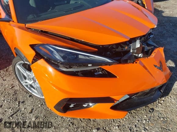 ✅ 2024 Chevrolet Corvette 1LT • VIN: 1G1YA2D46R5118118 • Лот: 41760985. Опубликован ранее на IAAI с пробегом 8 401 миль. Бесплатный доступ к архиву аукционных продаж из США и подробный отчёт об истории автомобиля на DreamBid. Изображение 16.