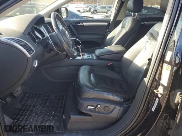 ✅ 2010 Audi Q7 • VIN: WA1WYAFE5AD008076 • Lot: 87142314. Listed on Copart with 194,569 mi. Free auction sales archive from the USA and detailed vehicle history report at DreamBid. Image 7.