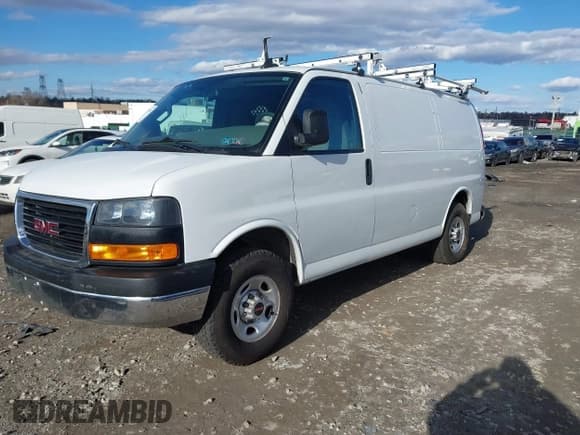 ✅ 2021 GMC Savana Cargo • VIN: 1GTW7AF78M1242423 • Лот: 41479526. Опубликован ранее на IAAI с пробегом Не указан. Бесплатный доступ к архиву аукционных продаж из США и подробный отчёт об истории автомобиля на DreamBid. Изображение 2.