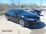 ✅ 2020 Nissan Maxima Platinum • VIN: 1N4AA6FV6LC385046 • Lot: 41784021. Wystawiony na IAAI z przebiegiem 82 440 mil. Bezpłatny archiwum sprzedaży aukcyjnych z USA i szczegółowy raport historii pojazdu na DreamBid. Zdjęcie 1.