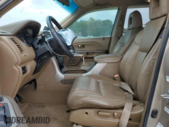 ✅ 2003 Honda Pilot EX • VIN: 2HKYF186X3H527390 • Лот: 81706115. Опубликован ранее на Copart с пробегом 218 555 миль. Бесплатный доступ к архиву аукционных продаж из США и подробный отчёт об истории автомобиля на DreamBid. Изображение 7.