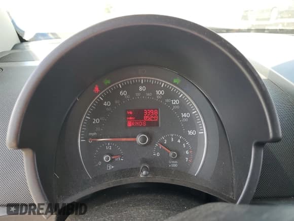 ✅ 2006 Volkswagen Beetle • VIN: 3VWRF31Y36M305782 • Лот: 52824025. Опубликован ранее на Copart с пробегом 89 249 миль. Бесплатный доступ к архиву аукционных продаж из США и подробный отчёт об истории автомобиля на DreamBid. Изображение 9.