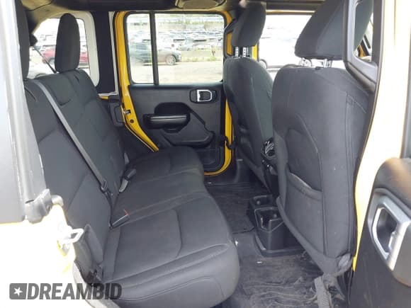 ✅ 2021 Jeep Wrangler Unlimited Sport S • VIN: 1C4HJXDN4MW744315 • Лот: 42242941. Опубликован ранее на IAAI с пробегом 35 344 миль. Бесплатный доступ к архиву аукционных продаж из США и подробный отчёт об истории автомобиля на DreamBid. Изображение 8.