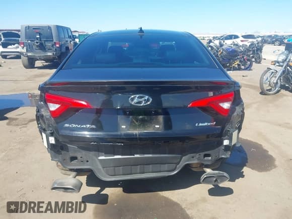 ✅ 2015 Hyundai Sonata Sport • VIN: 5NPE34AF3FH062916 • Лот: 43368863. Опубликован ранее на IAAI с пробегом 126 550 миль. Бесплатный доступ к архиву аукционных продаж из США и подробный отчёт об истории автомобиля на DreamBid. Изображение 18.