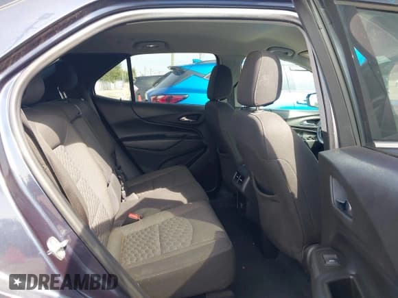 ✅ 2018 Chevrolet Equinox LT • VIN: 3GNAXJEV8JL389041 • Lot: 43279615. Wystawiony na IAAI z przebiegiem 89 855 mil. Bezpłatny archiwum sprzedaży aukcyjnych z USA i szczegółowy raport historii pojazdu na DreamBid. Zdjęcie 8.