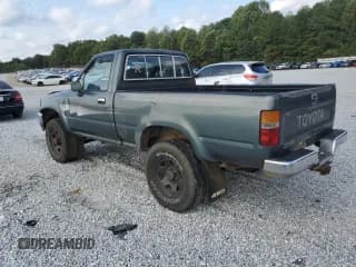 ✅ 1992 Toyota Pickup DLX • VIN: JT4VN01D2N0006835 • Lot: 71565494. Wystawiony na Copart z przebiegiem 198 045 mil. Bezpłatny archiwum sprzedaży aukcyjnych z USA i szczegółowy raport historii pojazdu na DreamBid. Zdjęcie 2.
